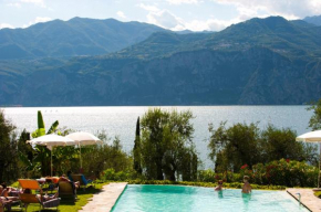  Hotel Internazionale  Мальчезине